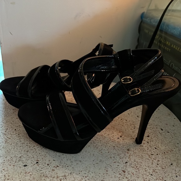 Yves Saint Laurent black leather and suede high heel sandal - Picture 2 of 5